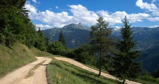 Sentier du Pré Benoit - Feissons sur Salins