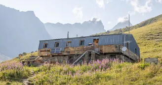 le refuge des aiguilles d'arves le refuge des aiguilles d'arves