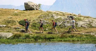 Randonneurs au Lac Guichard