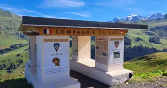 Monument de la Compagnie du Lac