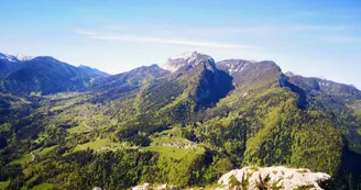 Depuis le sommet de Roche Veyrand