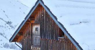 Chalet sur la boucle des Buffettes en raquettes Chalet sur la boucle des Buffettes en raquettes