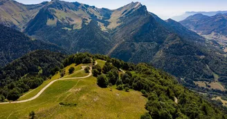 La croix d'Allant La croix d'Allant