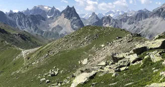 Montée Grand Plateau, descente par le lac vert de Valmeinier - Itinéraire de VTT / VTTAE_Valloire Montée Grand Plateau, descente par le lac vert de Valmeinier - Itinéraire de VTT / VTTAE_Valloire
