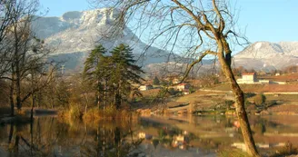 Le Granier depuis le lac St André Le Granier depuis le lac St André