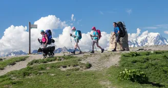 A la table d'orientation sur la boucle du Mont Jovet - Bozel A la table d'orientation sur la boucle du Mont Jovet - Bozel