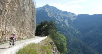 Col du Chaussy par les lacets de Montvernier_Saint-Jean-de-Maurienne Col du Chaussy par les lacets de Montvernier_Saint-Jean-de-Maurienne
