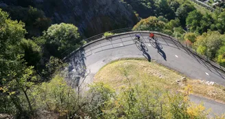 Col du Chaussy par les lacets de Montvernier_Saint-Jean-de-Maurienne Col du Chaussy par les lacets de Montvernier_Saint-Jean-de-Maurienne