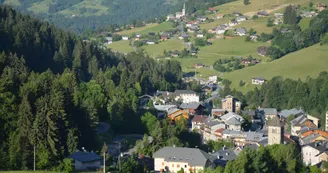 Village de Flumet depuis les Pontets Morettes