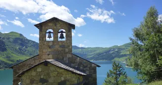 Lac de Roselend et sa chapelle