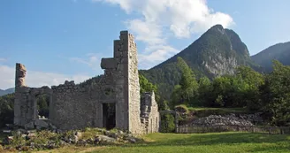 Ruines du château de Montbel - St Pierre d'Entremont