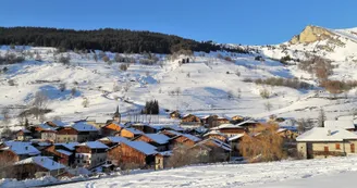 Village de Nâves