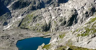 Lac et Col de la Croix Lac et Col de la Croix