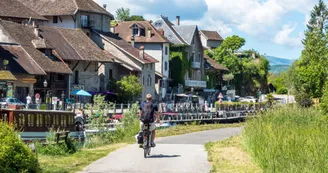 Viarhôna à Chanaz, canal de Savières