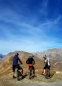 Colomban noir en VTT à Valloire