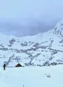 Randonneurs en raquettes sur l'itinéraire de l'altisurface