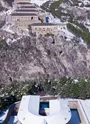 Vue aérienne sur les forts de l'esseillon avec en premier plan la redoute Marie-Thérèse et plus loin le fort Victor Emmanuel