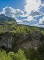 Montagne de Banges et pont de l'Abîme